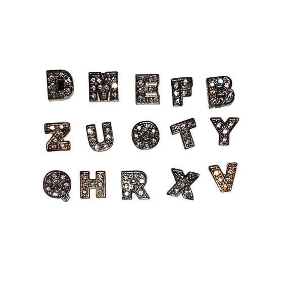 Lot 100+ Floating Locket Jewelry Charms Gold Silver Alphabet Initials Letters - Picture 6 of 12